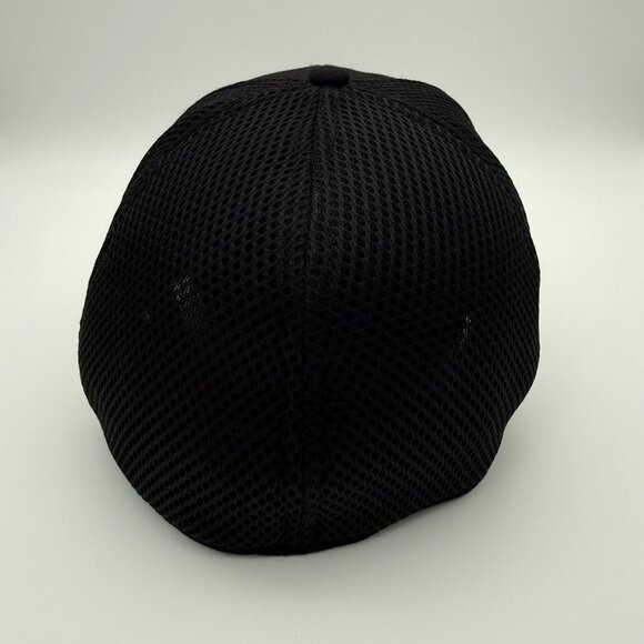 NEW ERA Black Mesh Snapback Cap L/XL – Modern Logo Trucker Hat, Adjustable - Picture 6 of 11